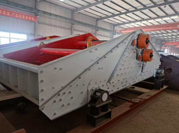 High Efficiency and Stable ZKB Linear Screen for Mineral Processing Economical Mineral Separator - Image 3