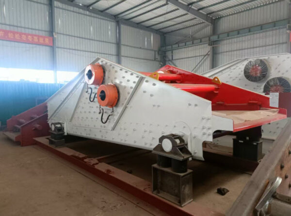 High Efficiency and Stable ZKB Linear Screen for Mineral Processing Economical Mineral Separator - Image 5