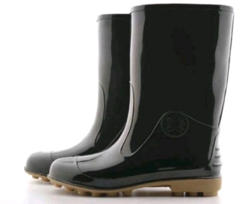 Bowling รองเท้าบูทสีขาว/ดำ สูง6″,12″,14″ พื้นยางดิบ ไซส์9.5-12